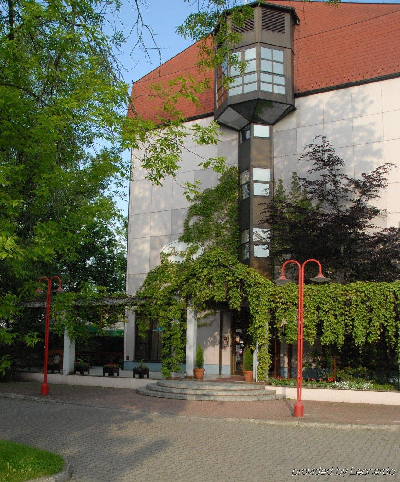 Go Cracow Resort Cracóvia Exterior foto